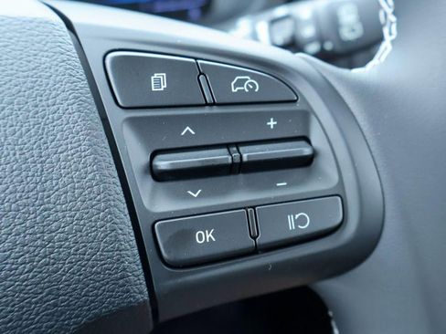 New 2025 Hyundai Venue Limited image 17