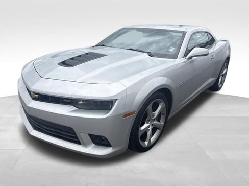Used 2015 Chevrolet Camaro SS RWD image 9