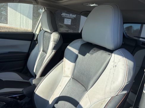 Used 2022 Subaru Crosstrek 2.5i Limited w/ Moonroof Package 2 image 3