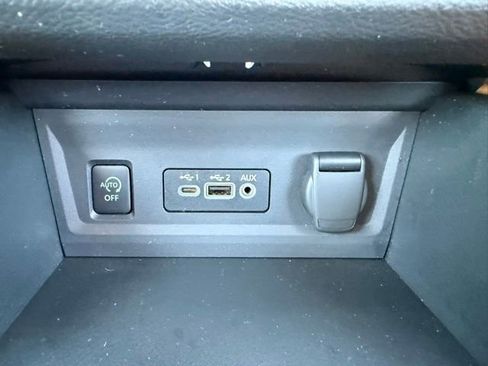 Certified 2024 Nissan Sentra SV w/ SV Premium Package image 31