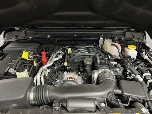 Used 2023 Jeep Gladiator Mojave w/ Trailer Tow Package AWD/4WD image 30
