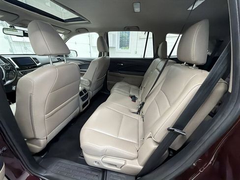 Used 2017 Honda Pilot EX-L image 11
