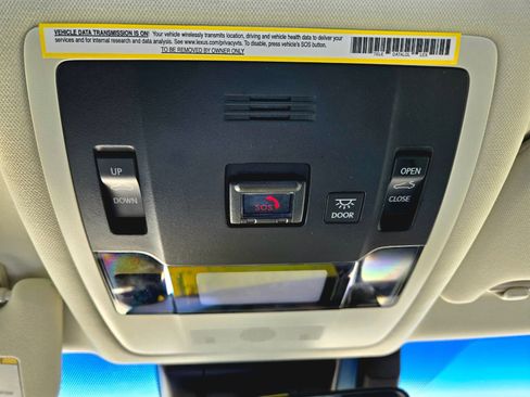 Used 2021 Lexus ES 350 w/ Premium Package FWD image 39