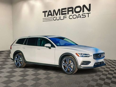 New 2025 Volvo V60 B5 Cross Country Plus w/ Protection Package Premier AWD/4WD image 1