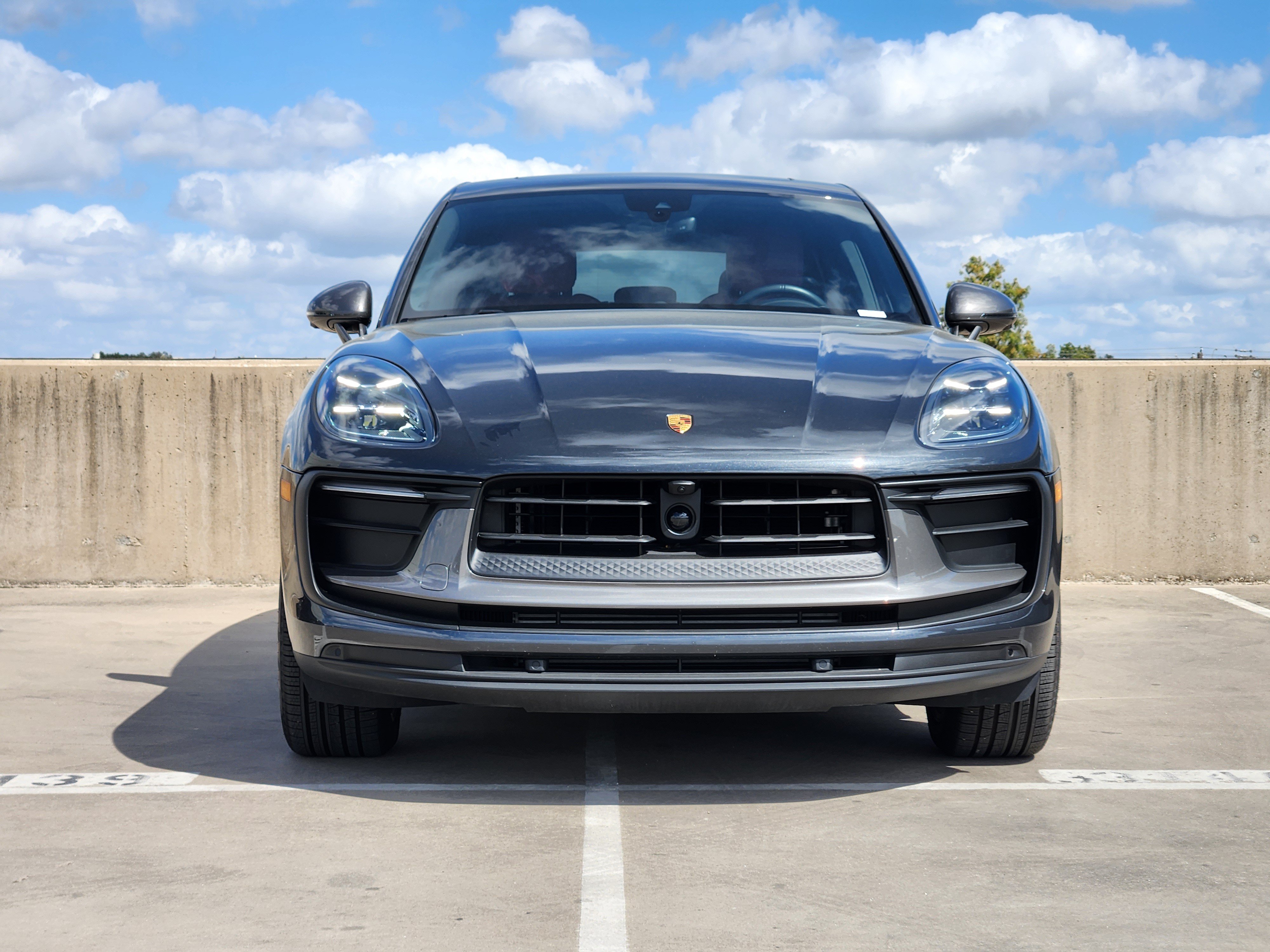 Certified 2026 Porsche Macan Turbo AWD/4WD image 11