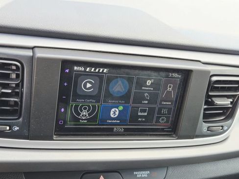 Used 2018 Kia Rio S FWD image 24