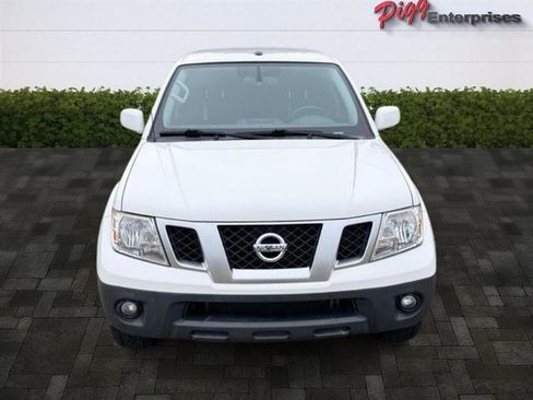 Used 2019 Nissan Frontier PRO-4X image 10