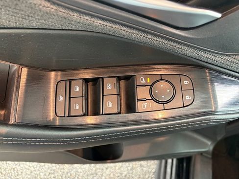 Used 2023 Nissan Rogue SV image 13