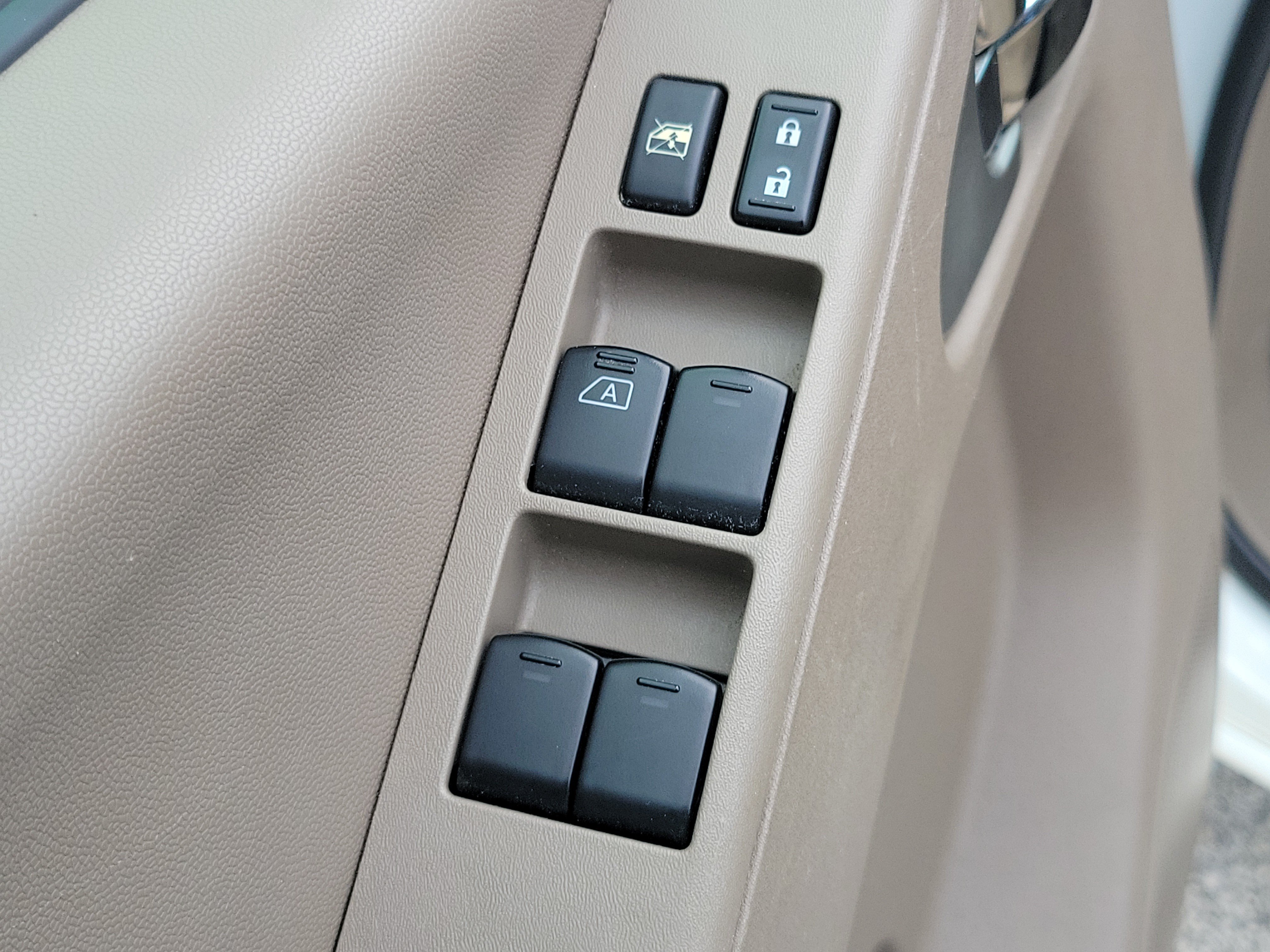 Used 2019 Nissan Frontier SV RWD image 13