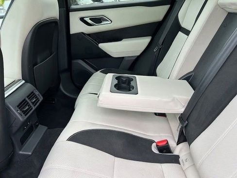 Used 2022 Land Rover Range Rover Velar R-Dynamic S AWD/4WD image 19