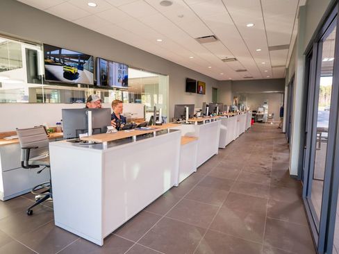 Used 2024 Tesla Model 3 Standard Range image 15