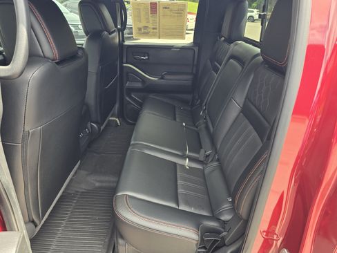 Certified 2023 Nissan Frontier PRO-4X w/ Pro-4X Premium Package AWD/4WD image 14