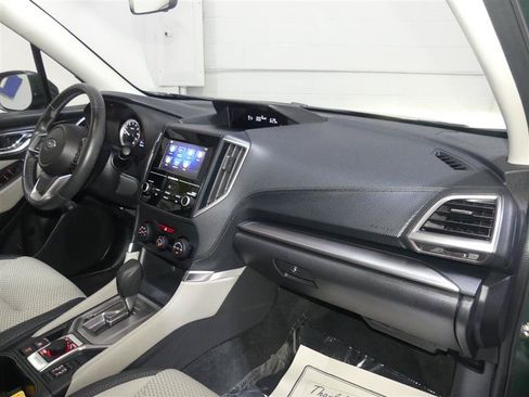 Used 2024 Subaru Forester Premium AWD/4WD image 22