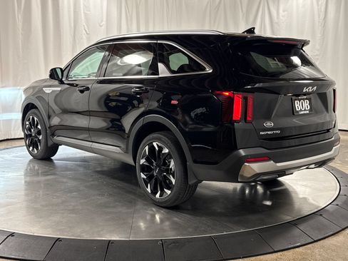 New 2026 Kia Sorento EX AWD/4WD image 10