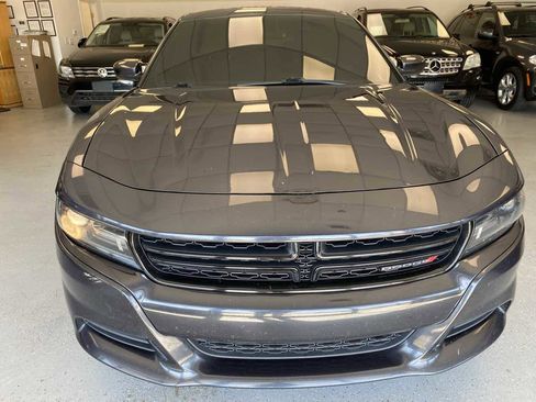 Used 2019 Dodge Charger SXT image 7