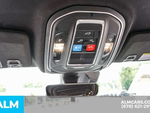 Used 2025 Jeep Grand Cherokee Altitude AWD/4WD image 32