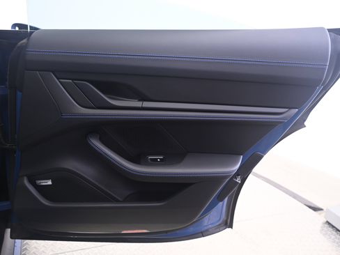 Certified 2023 Porsche Taycan 4S AWD/4WD image 17