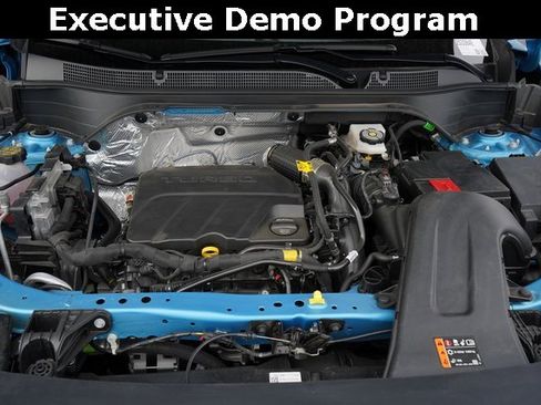 Used 2025 Chevrolet Trax RS w/ Driver Confidence Package image 35