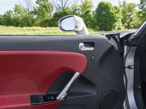 Used 2008 Saturn Sky Red Line RWD image 31