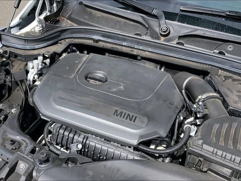 Certified 2024 MINI Cooper 4-Door Hardtop image 32