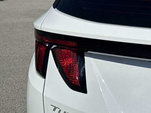 New 2026 Hyundai Tucson SE image 7