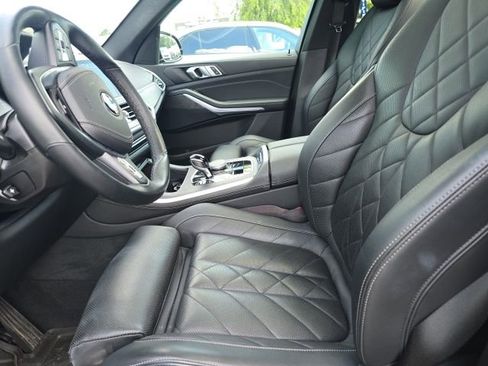 Used 2023 BMW X5 xDrive40i w/ Premium Package AWD/4WD image 9