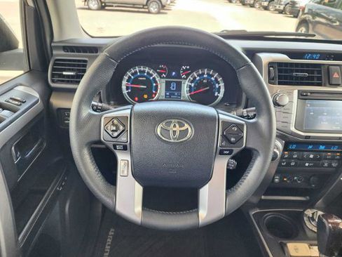 Used 2015 Toyota 4Runner Limited AWD/4WD image 20