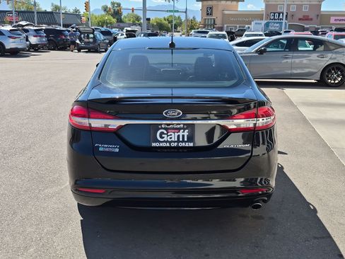 Used 2017 Ford Fusion Energi Titanium FWD image 7