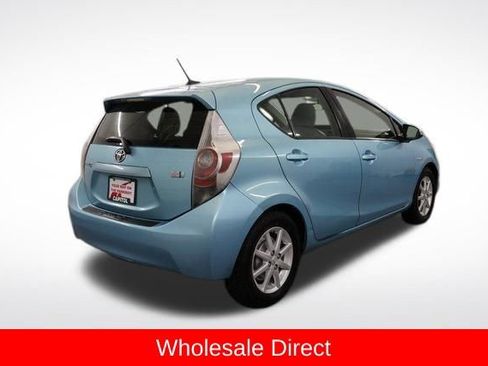 Used 2012 Toyota Prius C One image 2
