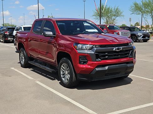 Certified 2024 Chevrolet Colorado LT w/ LT Convenience Package II RWD image 7