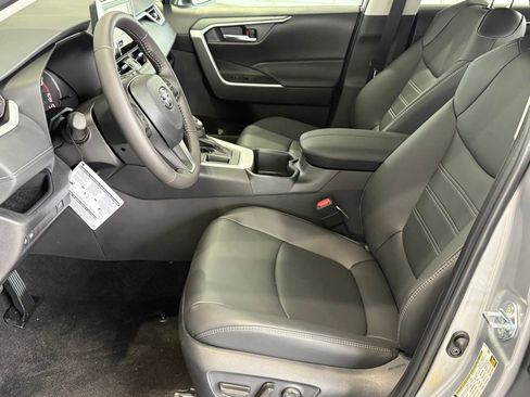 New 2025 Toyota RAV4 XLE Premium image 17