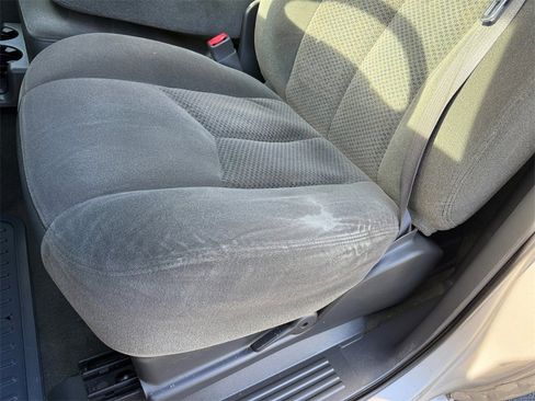 Used 2004 Chevrolet Silverado 1500 w/ Light Duty Power Package image 13