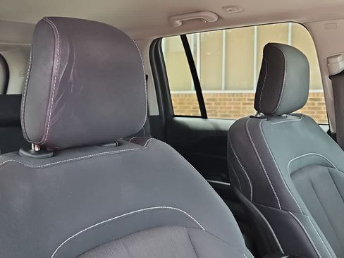 Used 2024 Jeep Grand Cherokee Laredo RWD image 18