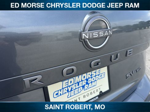 Used 2024 Nissan Rogue SV AWD/4WD image 10