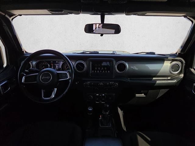 Used 2021 Jeep Wrangler Unlimited Sahara AWD/4WD image 16