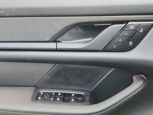 Used 2024 Porsche Taycan GTS image 18