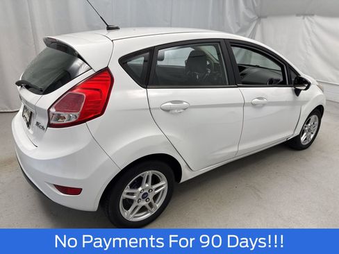 Certified 2019 Ford Fiesta SE image 3