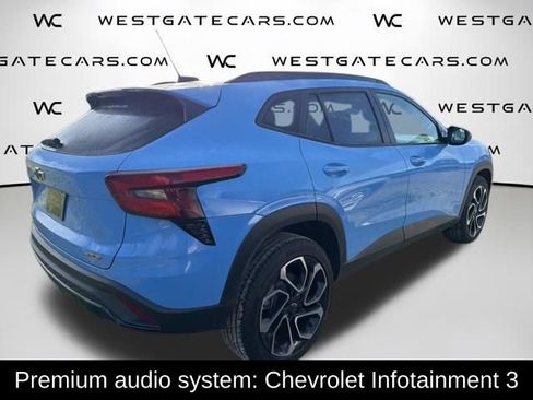 Used 2024 Chevrolet Trax RS w/ Sunroof Package image 7