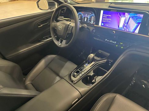 Certified 2025 Toyota Crown Signia w/ Advanced Technology Package AWD/4WD image 30