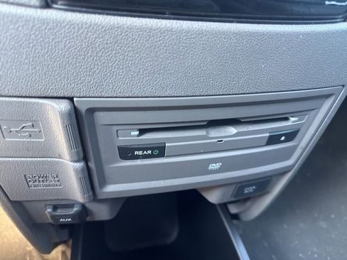 Used 2014 Honda Odyssey Touring image 16