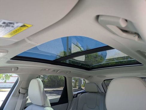 New 2026 Volvo XC60 B5 Ultra w/ Protection Package Premier AWD/4WD image 25