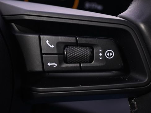 Used 2021 Porsche Taycan 4S w/ Premium Package image 34