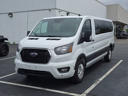 Used 2024 Ford Transit 350 XLT RWD image 9
