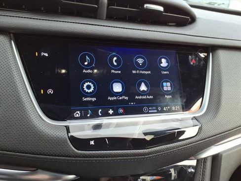 New 2026 Cadillac XT5 Luxury image 28