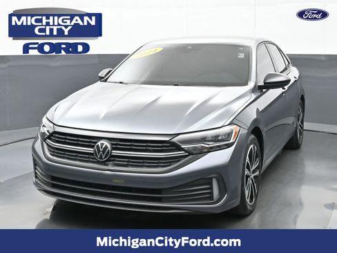Used 2024 Volkswagen Jetta Sport FWD image 1