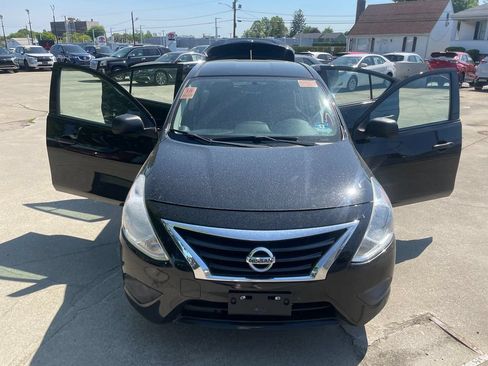 Used 2015 Nissan Versa S Plus FWD image 29