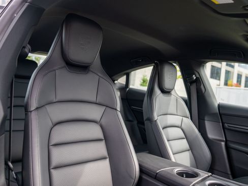 Certified 2025 Porsche Taycan RWD image 25