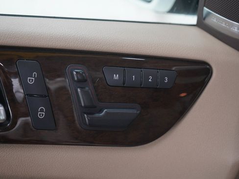 Used 2015 Mercedes-Benz ML 350 4MATIC image 23