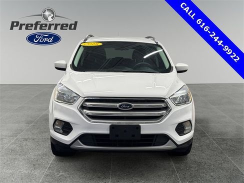 Used 2018 Ford Escape SE image 12