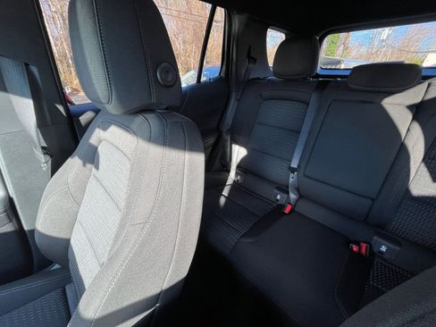 Used 2025 Chevrolet Equinox LT image 33